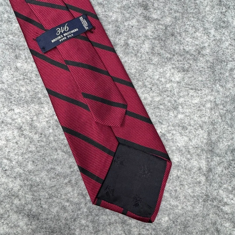 Brooks Brothers 346 Pure Silk Necktie Burgundy Black Striped Men's Tie